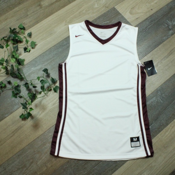 nike sleeveless basketball shirt